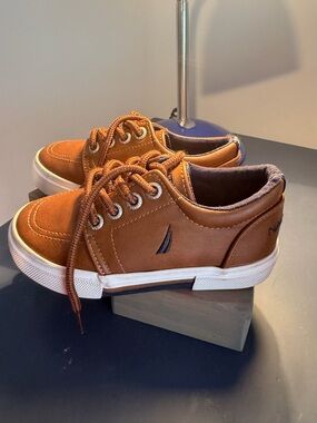 Nautica Kids Tan Lace-Up Sneakers with White Sole